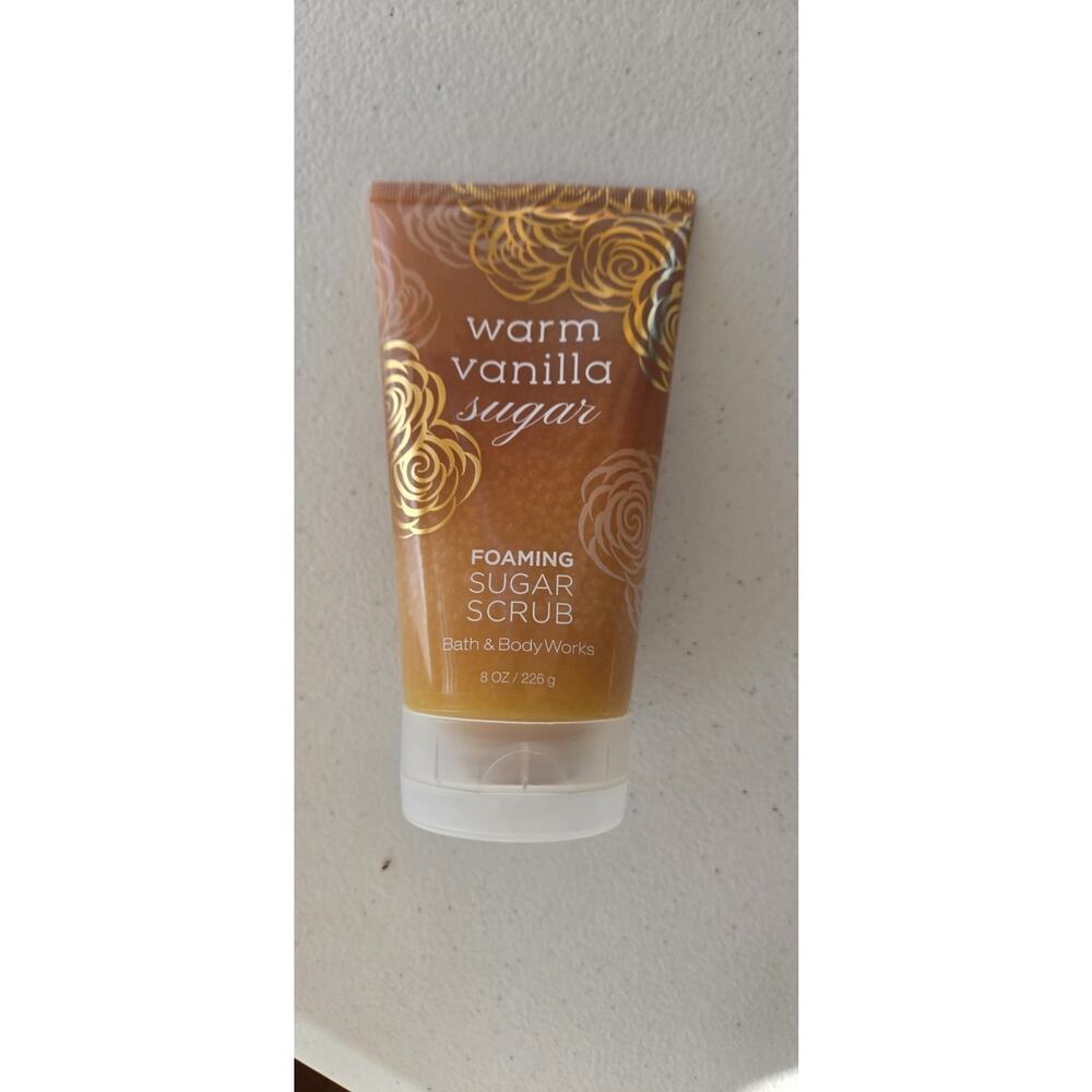 Bath & Body Works Foaming Sugar Scrub Warm Vanilla Sugar 8oz - Rare HTF SEALED